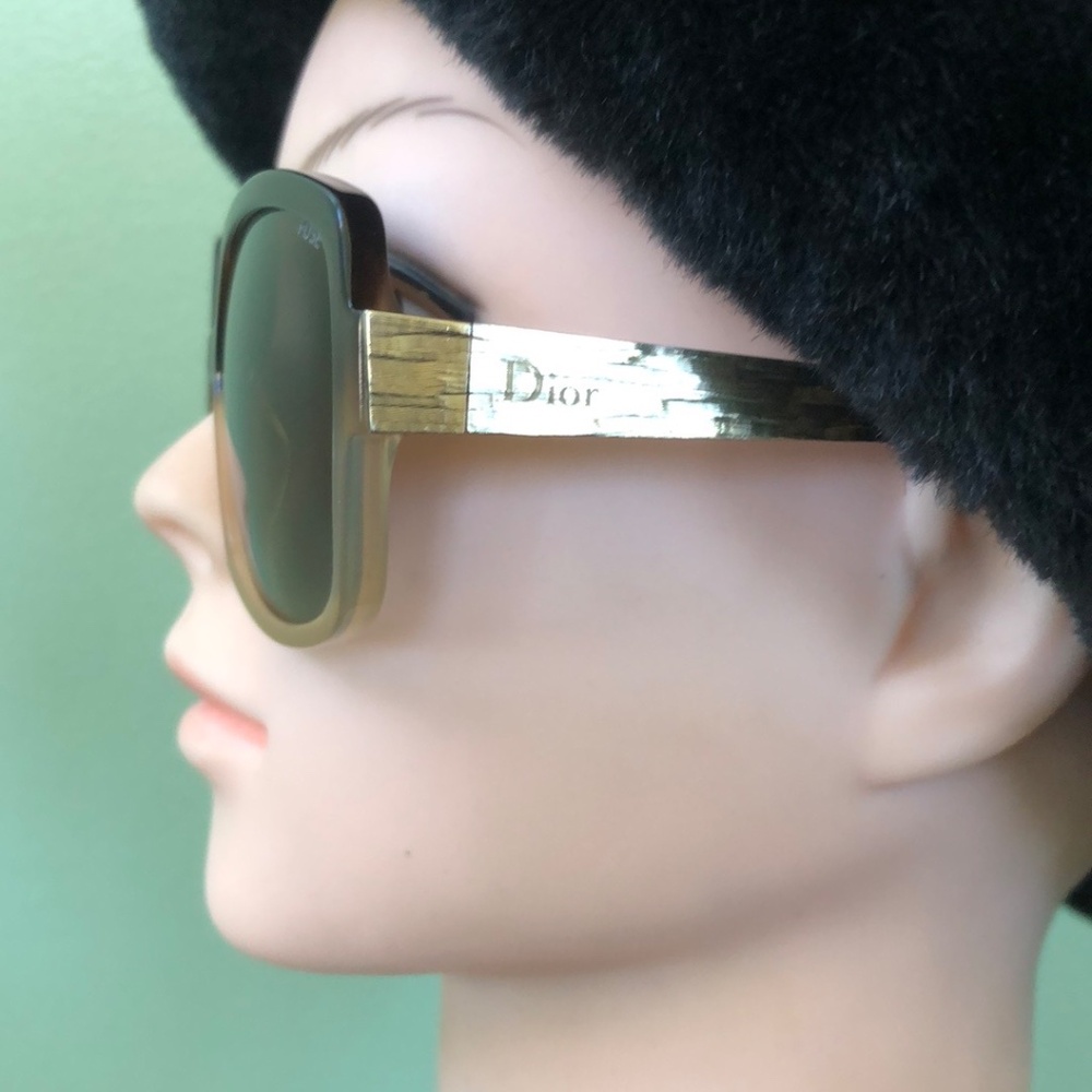 Christian Dior Polarized Sunglasses - Picture 6 of 10